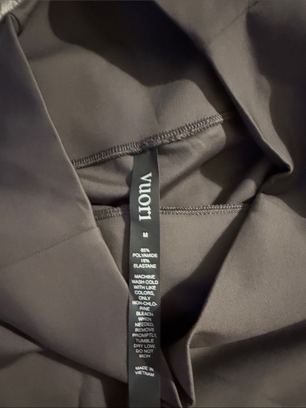 Vuori Evolve 7/8 Leggings MEDIUM - Picture 6 of 6